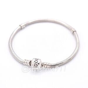 Authentic PANDORA Moments Barrel Clasp Charm Bracelet - 590702HV